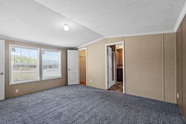 Building Photo - 3-Bedroom Home Close To Hampden-Sydney!