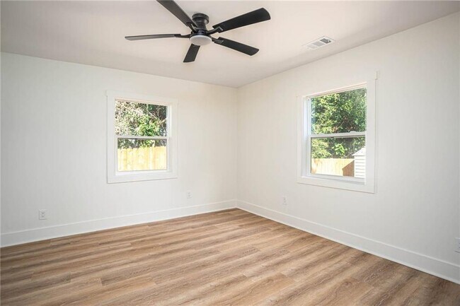Building Photo - 3448 Orchard Cir