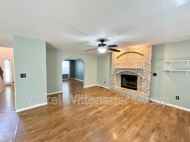 Building Photo - 110 St Sabre Dr
