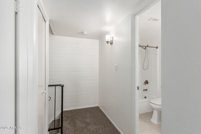 Building Photo - 4764 W Palo Verde Dr