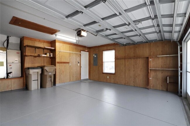 Building Photo - 5622 King James Ave