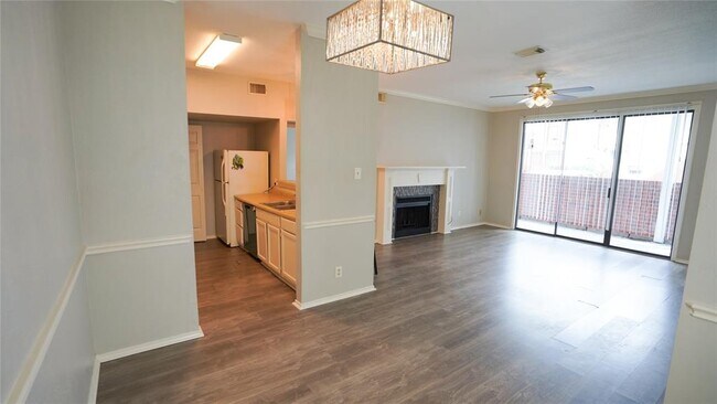 Building Photo - 14550 Fonmeadow Dr