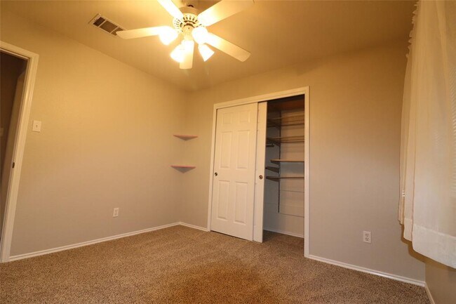 Building Photo - 2820 Single Trace Ct