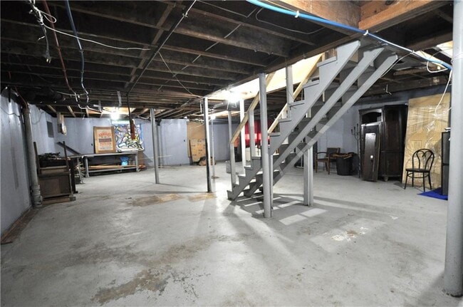 Building Photo - 486 Pegg Rd SW