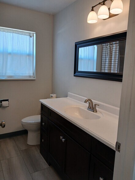 Bathroom - 456 W 43rd St