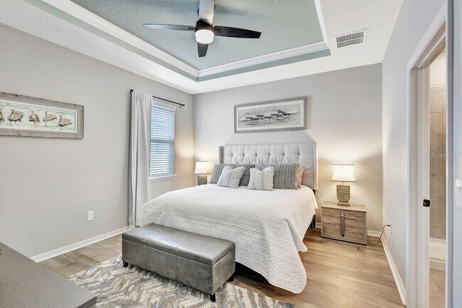 Building Photo - 17032 Harvest Moon Way