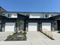 Building Photo - 1 car garage, 2 bed, 2.5 bath Brand Row home