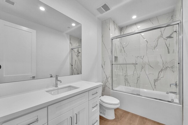Building Photo - Modern Brand new 5-Bedroom Home for Lease ...
