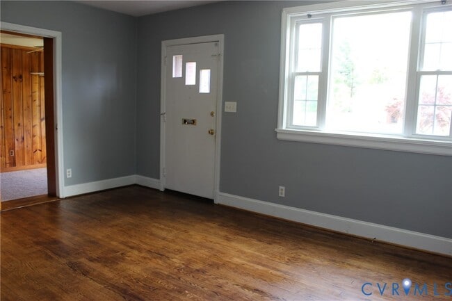 Building Photo - 2300 Farrand St