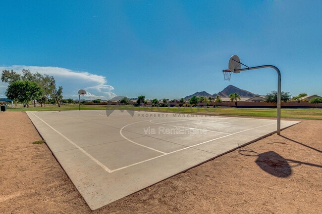 Building Photo - 2035 W Gold Dust Ave