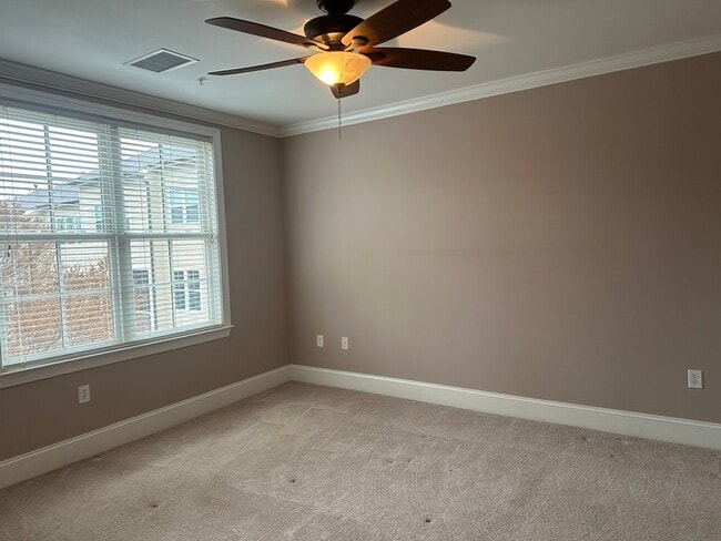 Building Photo - Downtown Raleigh 2 Bed 2 Bath Condo w/ cov...