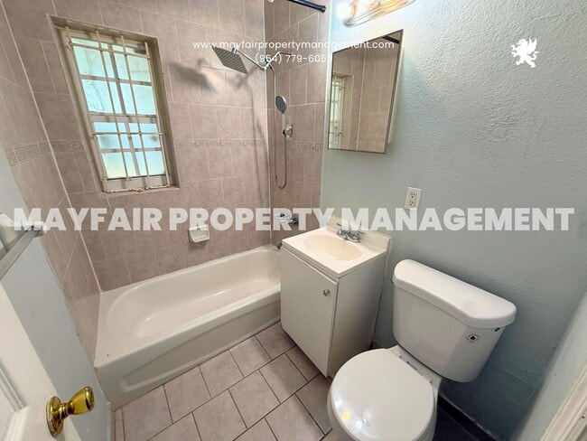 Building Photo - 400 Opa-Locka Blvd