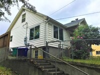 Building Photo - 1029000