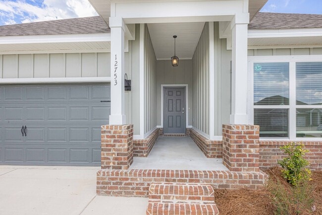 Building Photo - 12753 Shoshoney Cir