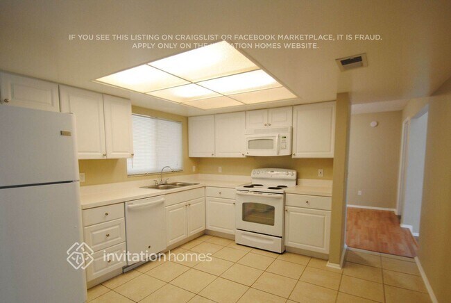 Building Photo - 1405 Barcelona Ct