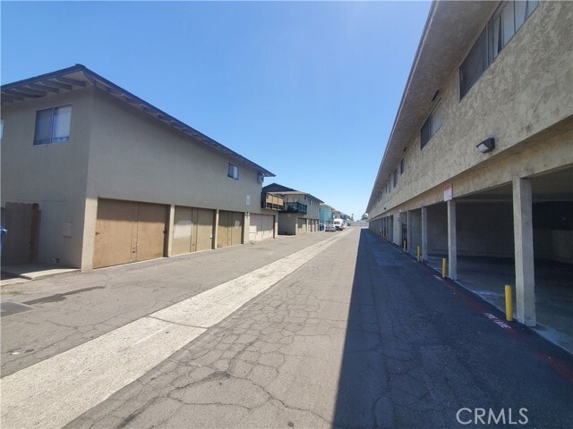 Building Photo - 205 Delano St