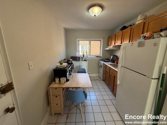 Building Photo - 69 Chiswick Rd