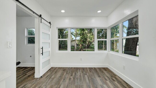 Building Photo - 11 NW 117th St