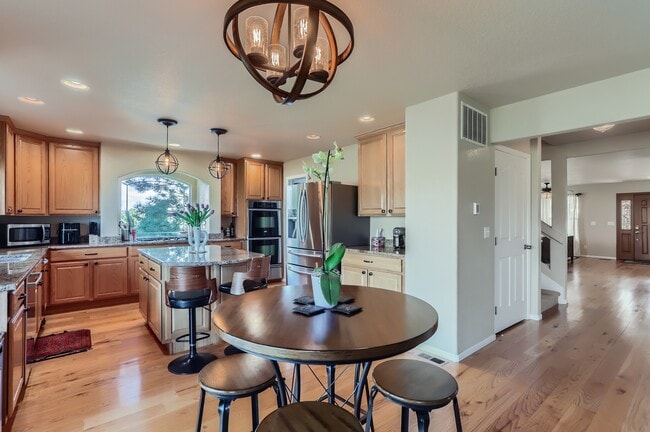 Building Photo - 5236 Malta St