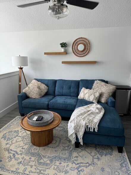 Great Room - 724 Lake Brim Dr