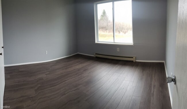 Building Photo - 2 br, 1 bath  - Ayre Village Commons D27