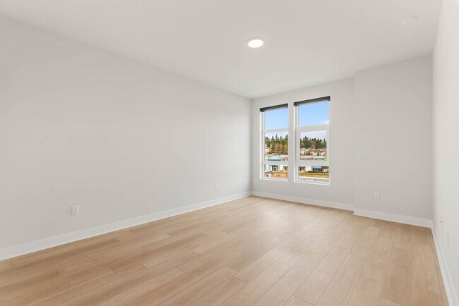 Building Photo - 6901 NE 184th Ln