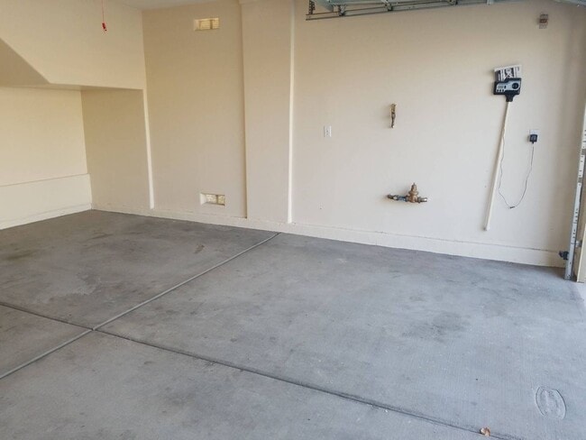 Building Photo - 9475 Fermata Ct