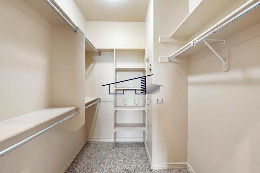 Building Photo - 757 W 4400 S