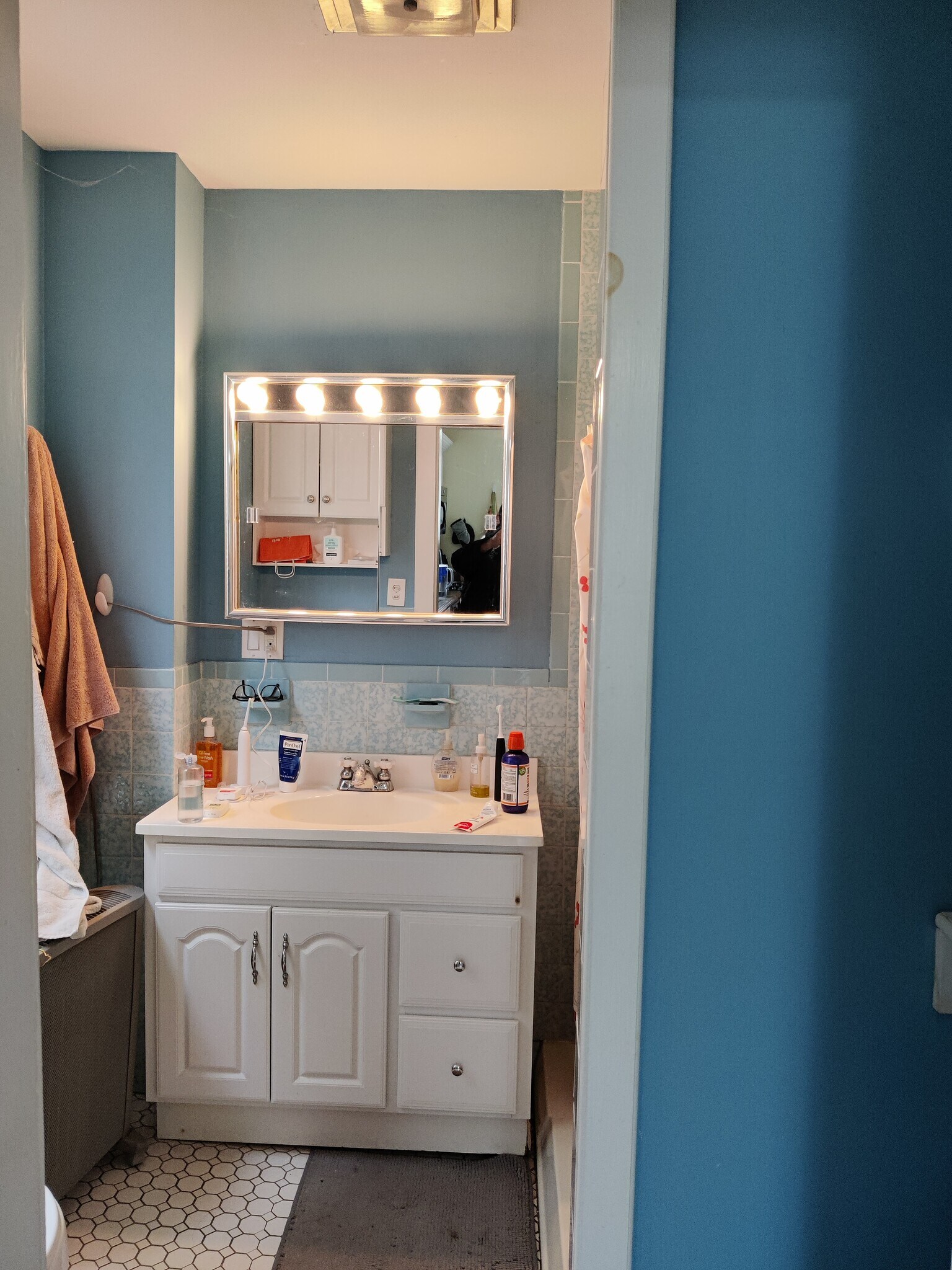 Building Photo - 57 Riverdale St