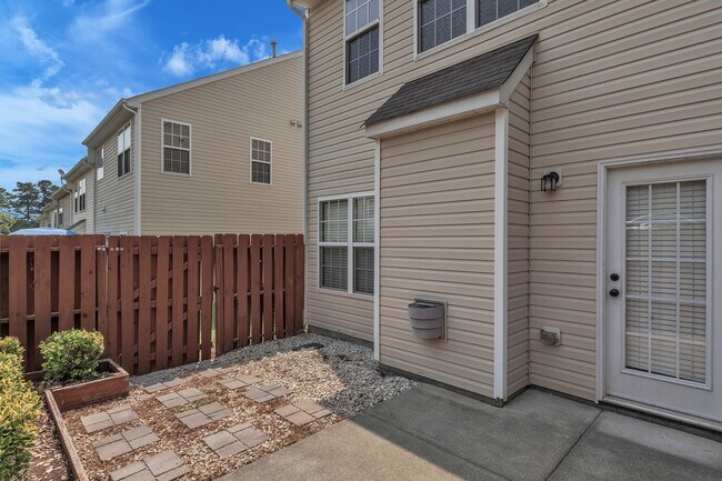 Building Photo - 3359 Bridgeville Rd