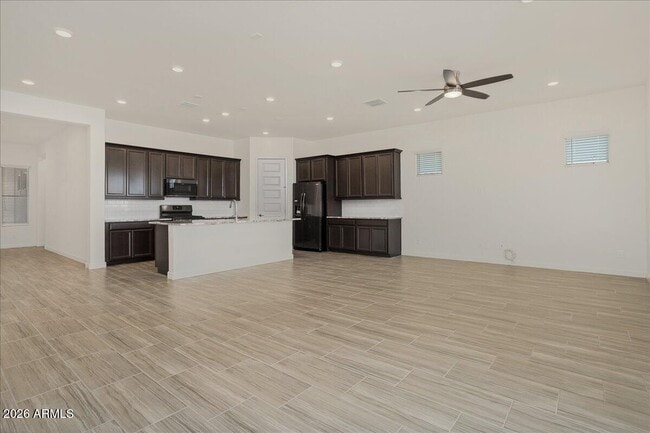 Building Photo - 16786 W Cielo Grande Ave