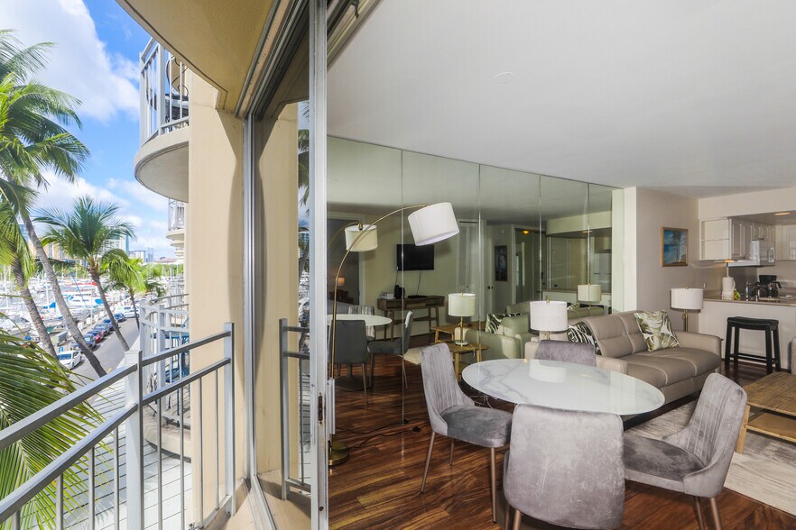 Building Photo - 1765 Ala Moana Blvd