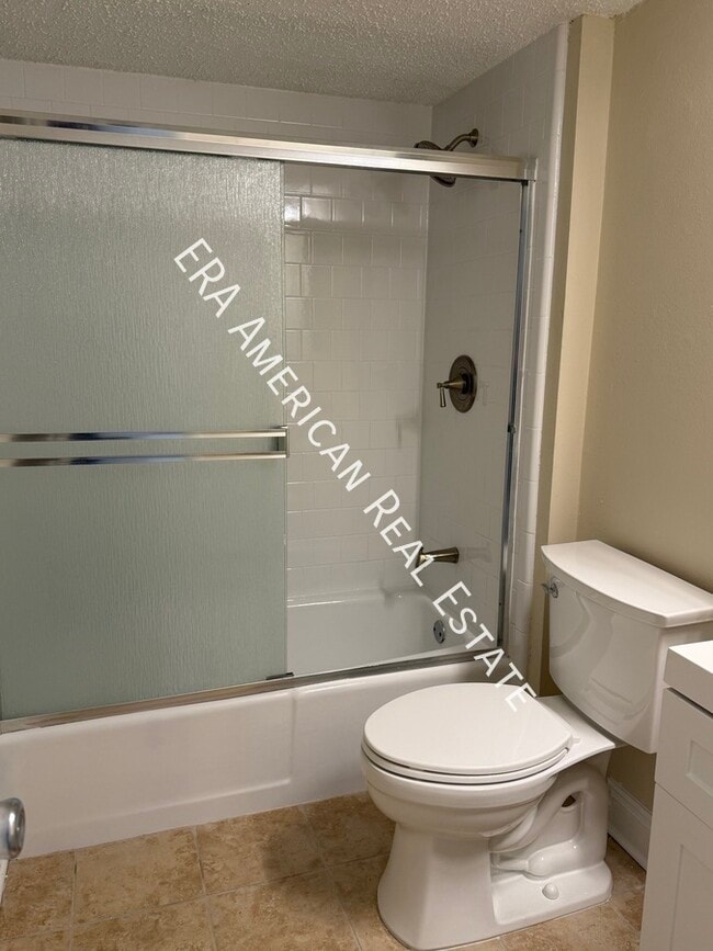 Building Photo - 405 Marshall Ct