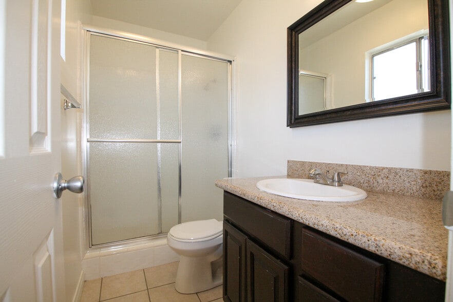 Building Photo - La Camdenada Apartments