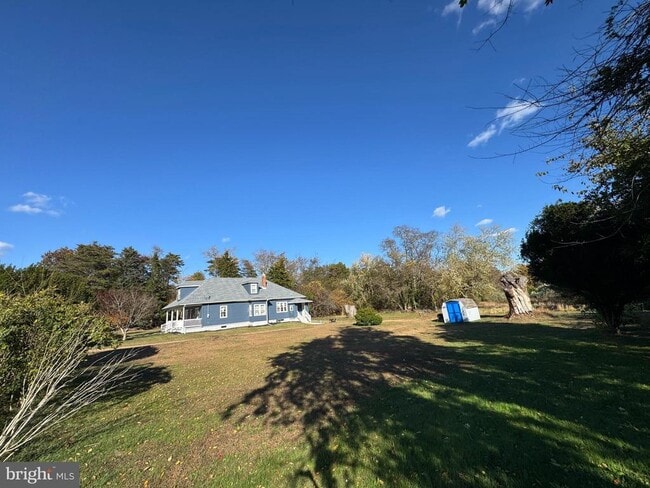 Building Photo - 208 Vineyard Rd