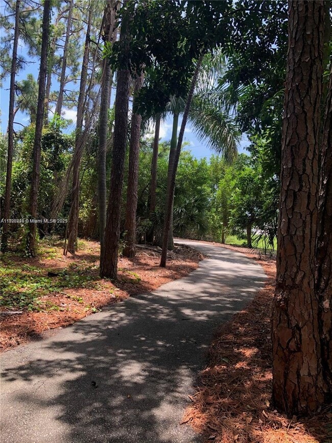 Building Photo - 5800 Coach House Cir