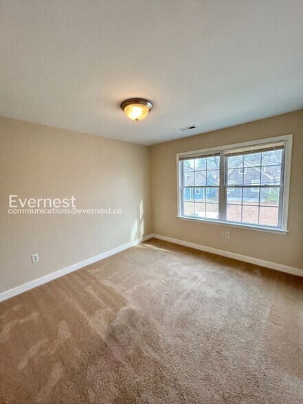 Building Photo - 1713 Jacquelin St