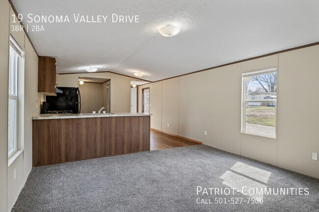 Building Photo - 19 Sonoma Dr