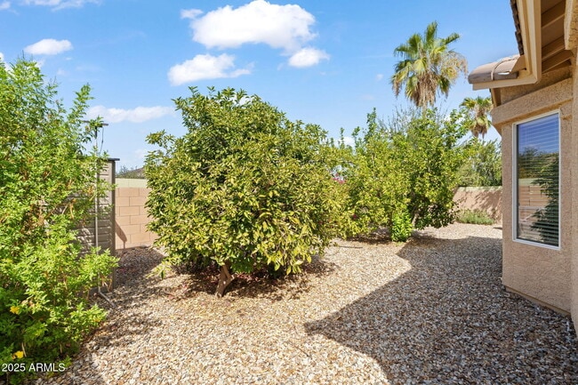 Building Photo - 17532 W Caribbean Ln