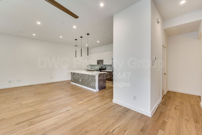 Building Photo - 2711 Kimsey Dr