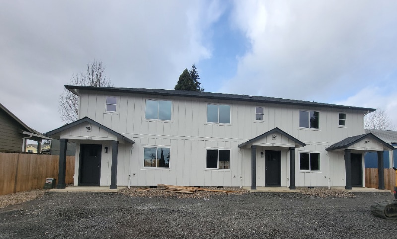 Building Photo - 4101 Brooks Ave NE