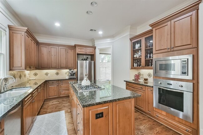 Building Photo - 3124 Murworth Dr