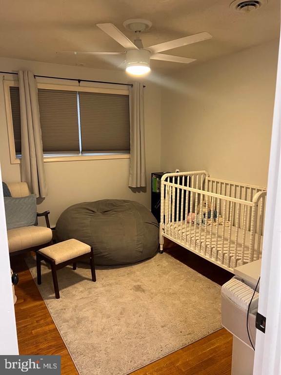 Building Photo - 6122 Rolling View Dr