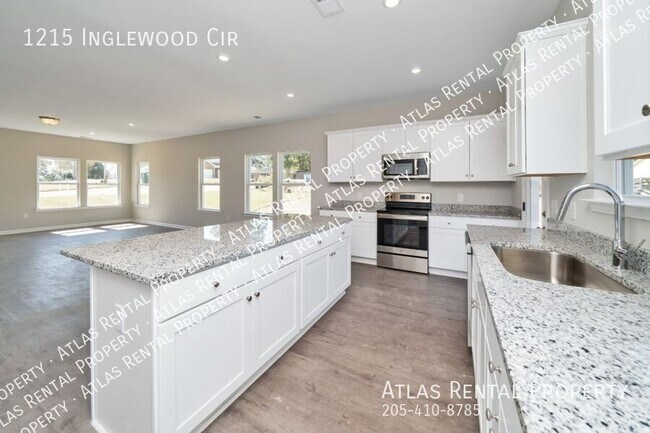 Building Photo - 1215 Inglewood Cir