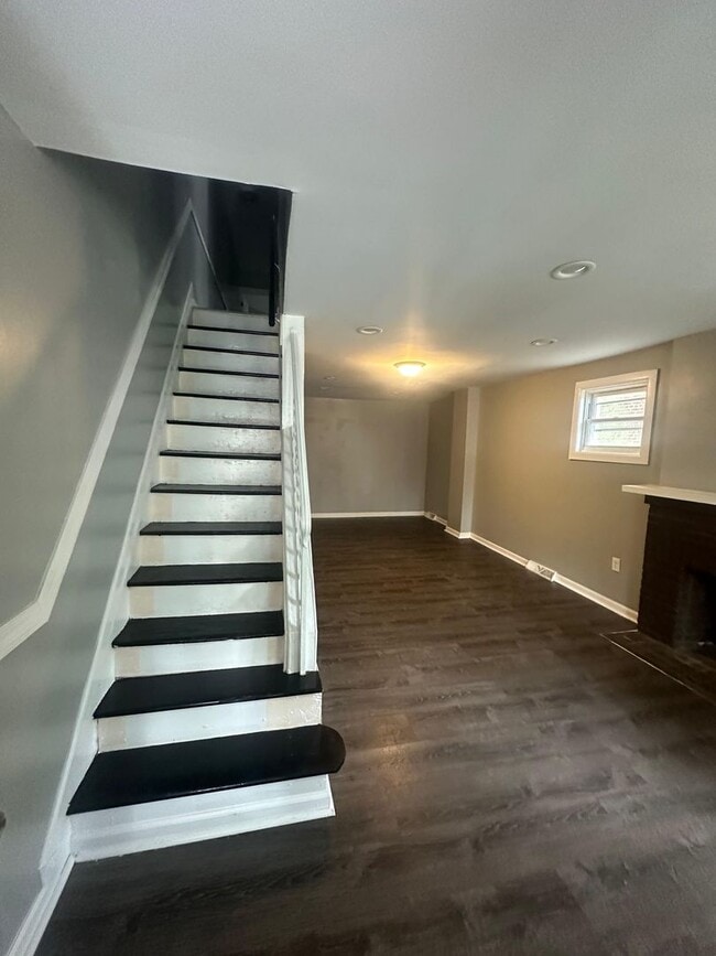 Primary Photo - Renovated 3 Bedroom Home