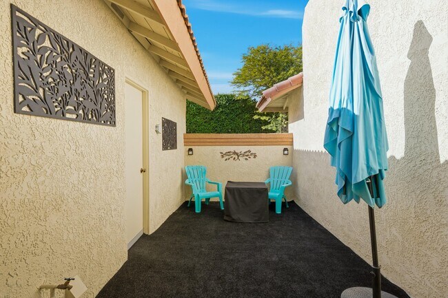 Building Photo - 42402 Sand Dune Dr