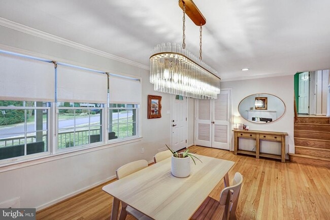 Building Photo - 1504 Wake Forest Dr