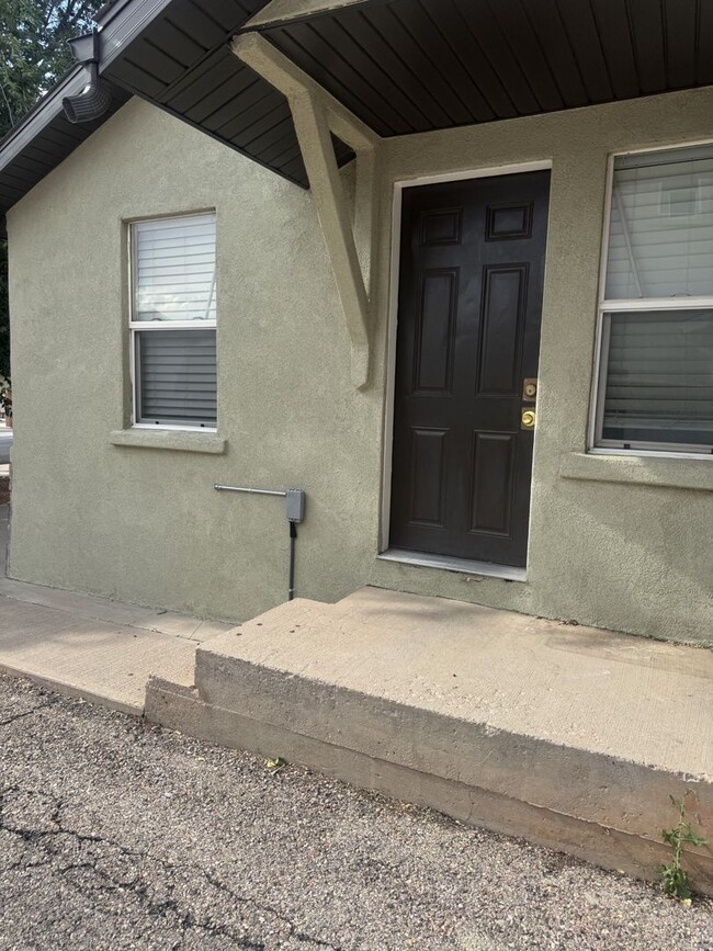 Building Photo - 442 N 400 W