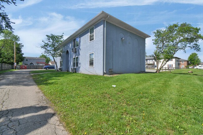 Building Photo - 2583 Red Rock Blvd