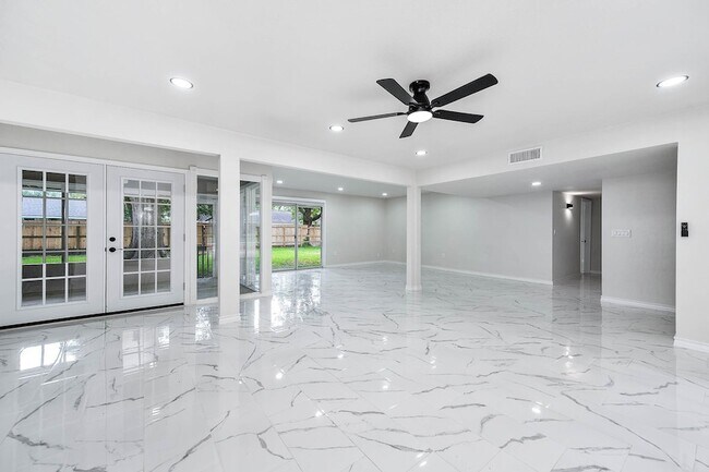 Building Photo - 1610 Richvale Ln